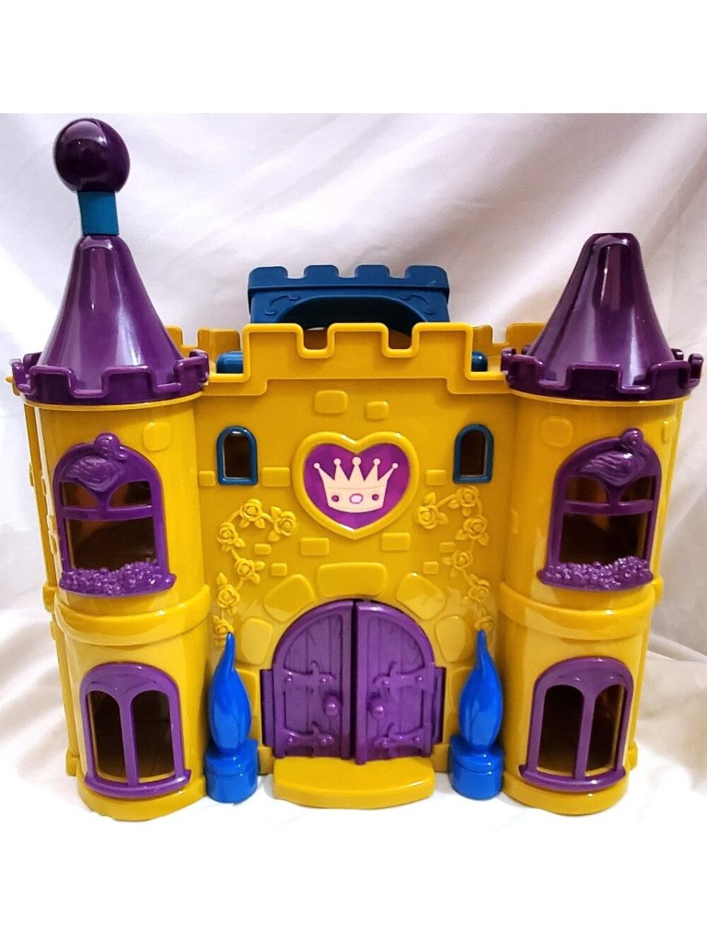 Blue Box VEGGIE TALES CASTLE ONLY gold purple playset Broken Flag NO Accessories